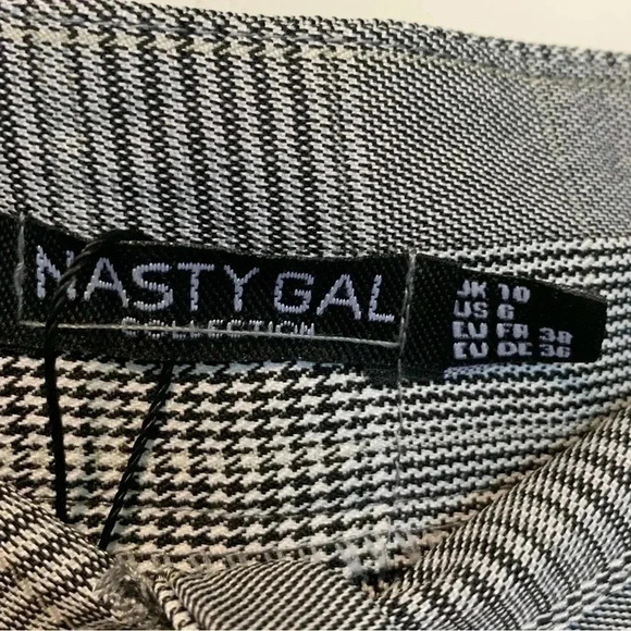 NWT Nasty Gal prince of wales check plaid grey high  rise tapered pants - Picture 2 of 4